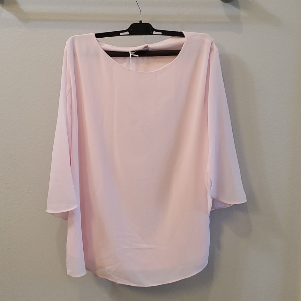 Pink flowy blouse NWT